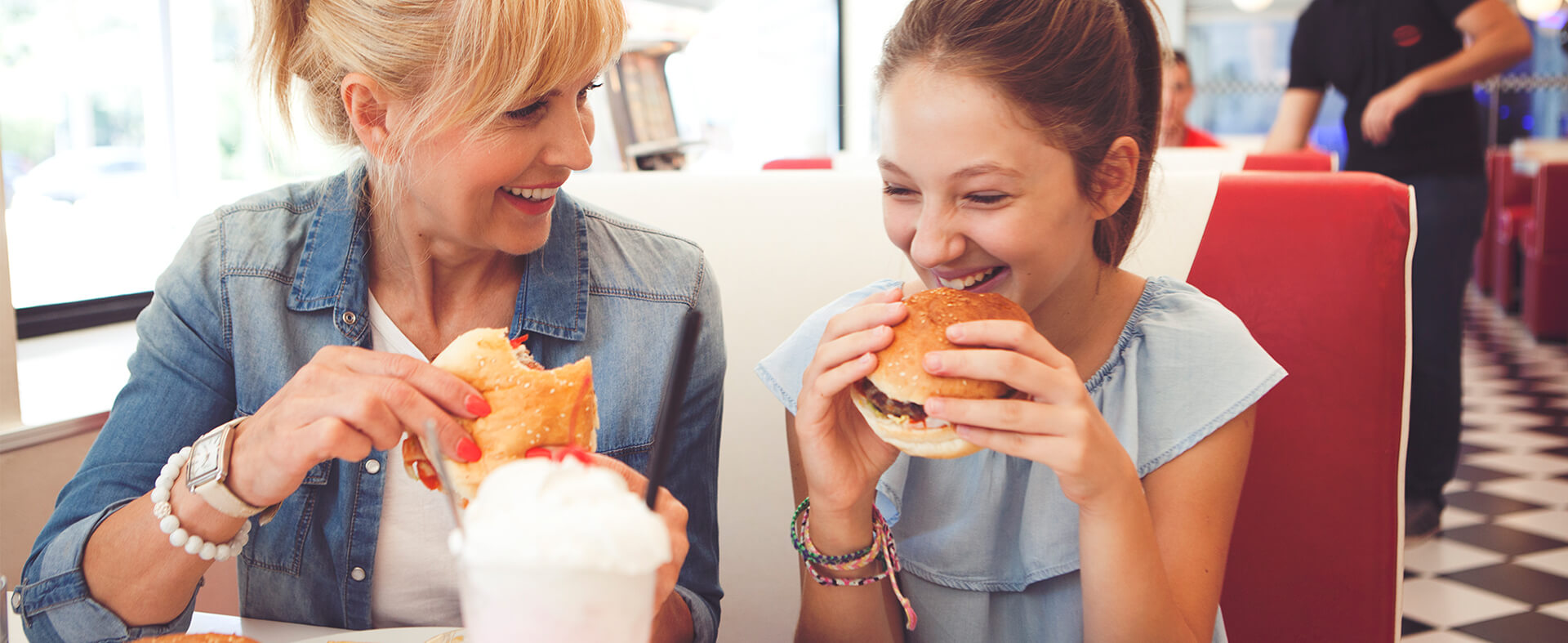Chain restaurants make a comeback.