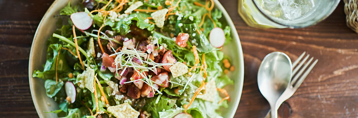 Inflation has put pressure on fast-casual salad chains to compete with the value-driven meal deals offered by traditional fast-food restaurants.