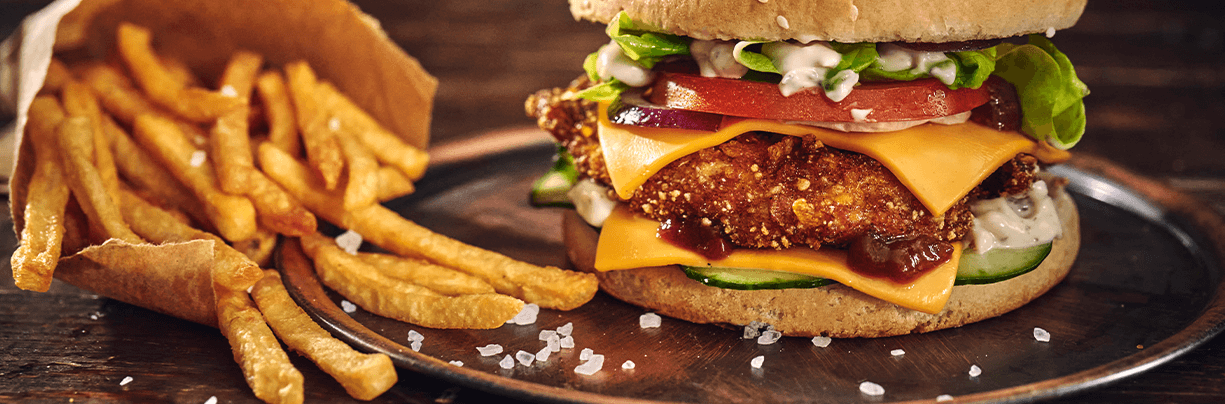 The chicken trend shows no signs of slowing down. Industry experts attribute this boom to the unique dining experiences and customizable options that chicken-centric chains offer, tapping into the thriving experience economy.